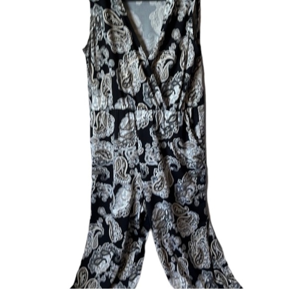 NY Collection Jumpsuit Sleek & Sophisticated - Picture 4 of 16
